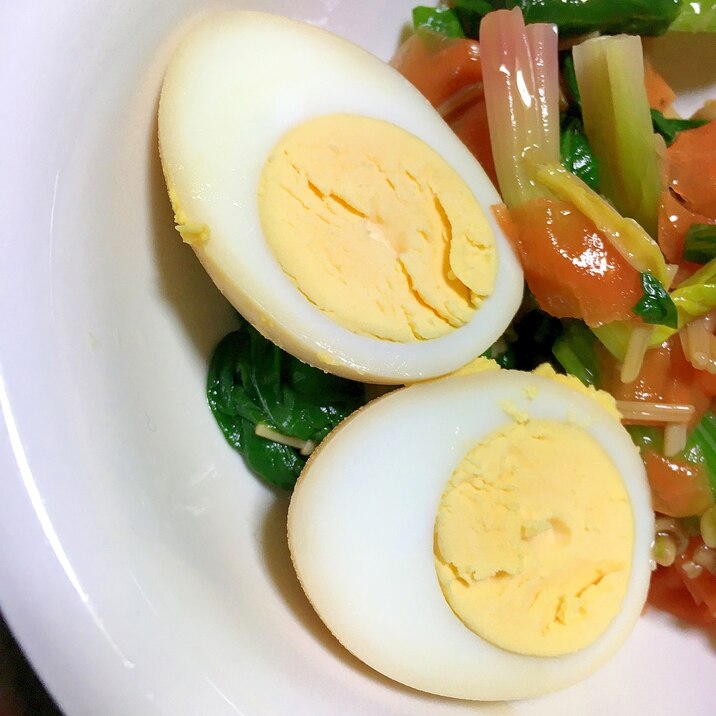 お弁当やおつまみに。茹で卵の味噌漬け